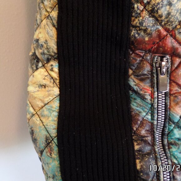 Dolcezza Wearable Simply Art Quilted Vest Multi Color Size ? - Picture 6 of 8